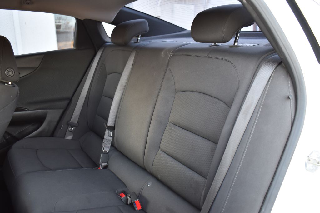 CHEVROLET MALIBU 2020 CHEVROLET MALIBU 1G1ZB5ST3LF126854