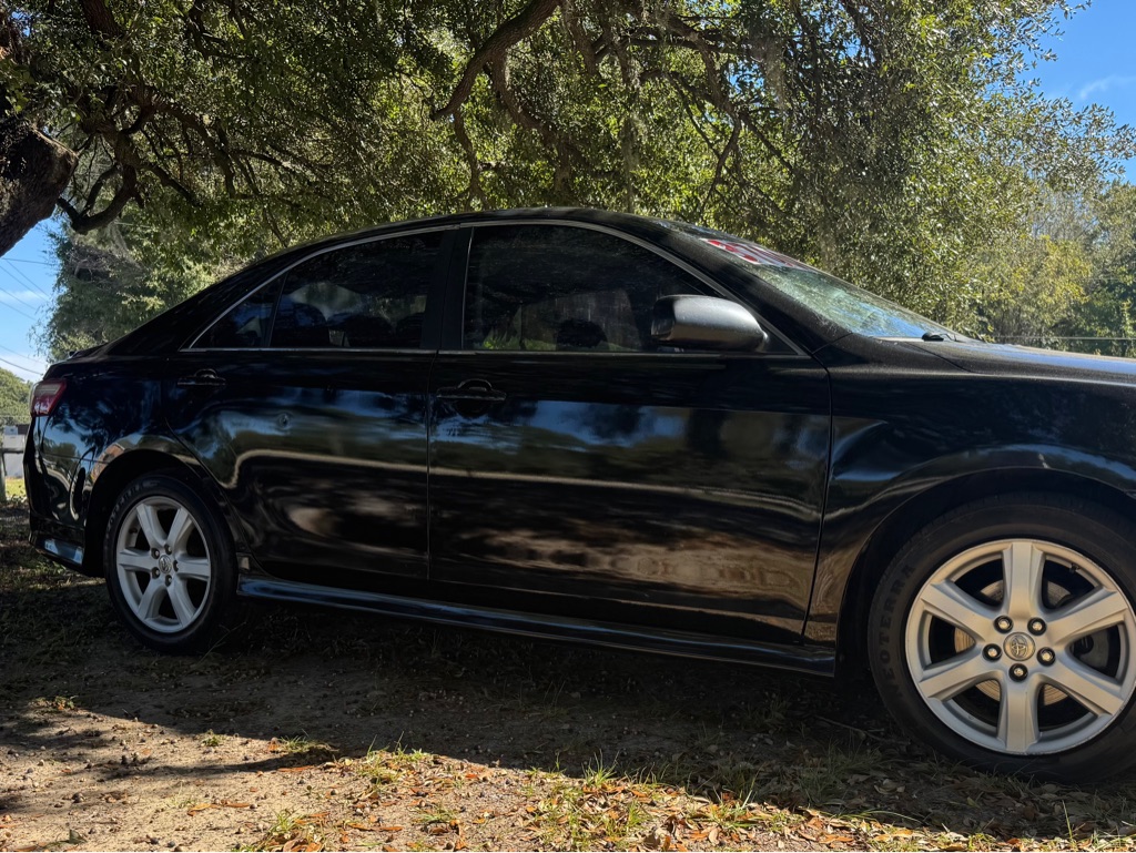 Photo 2 of this TOYOTA CAMRY