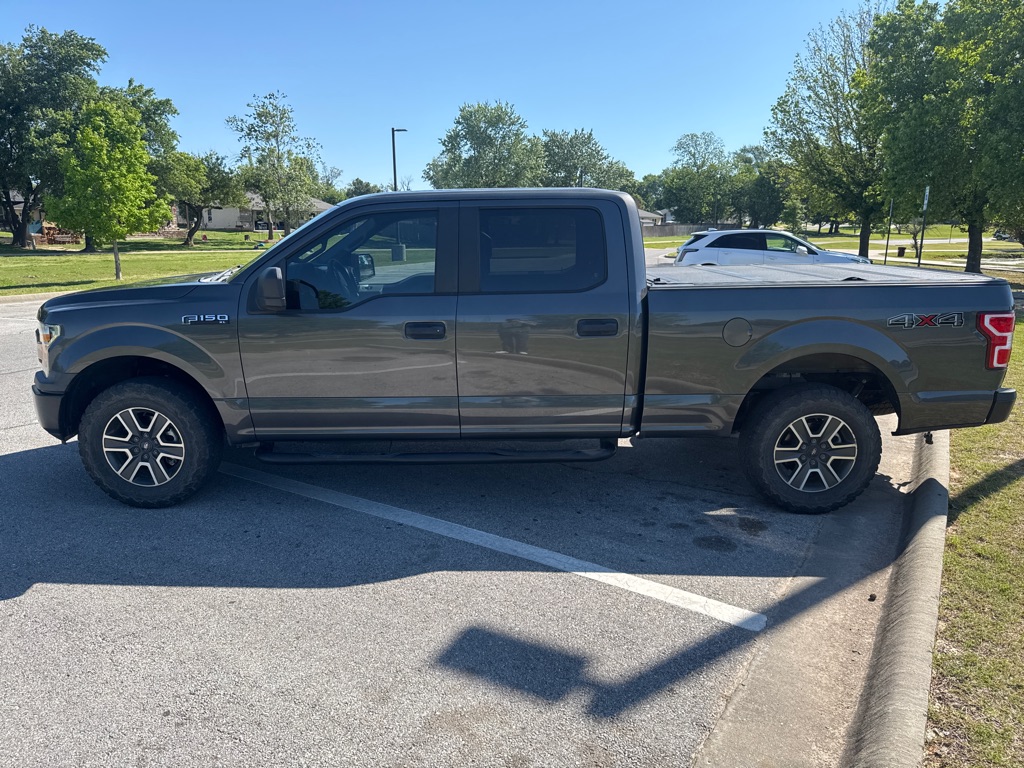 Photo 8 of this FORD F150