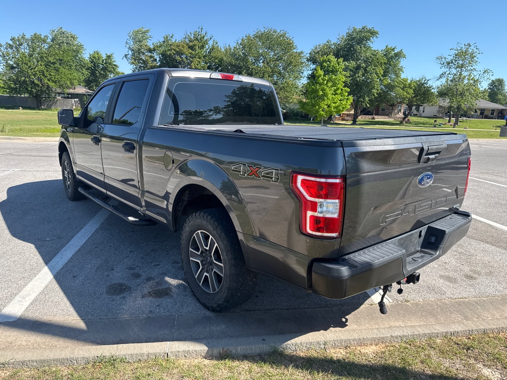 Photo 7 of this FORD F150