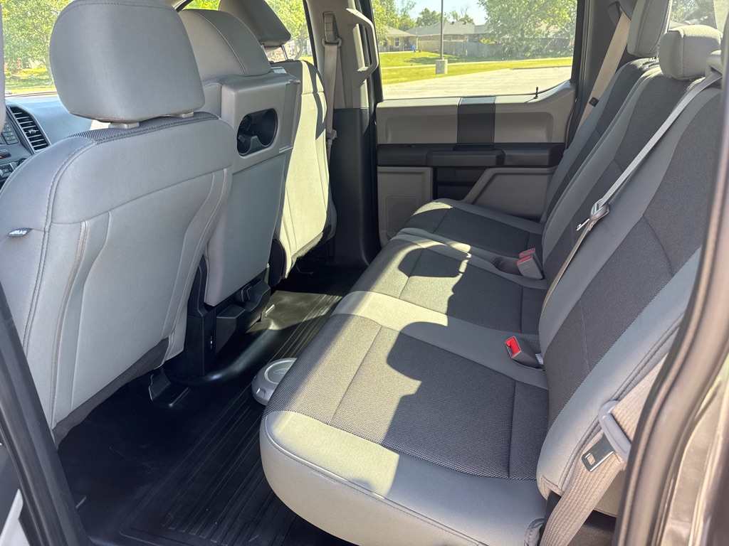 Photo 10 of this FORD F150