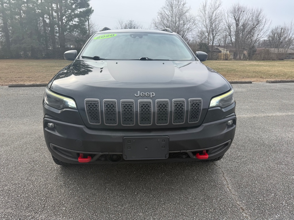 Photo 3 of this JEEP CHEROKEE