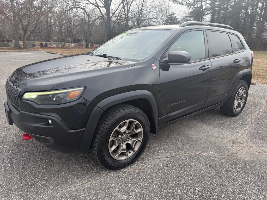 Photo 4 of this JEEP CHEROKEE