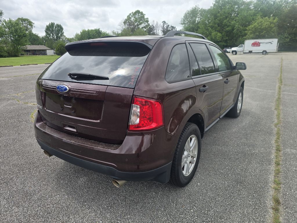 Photo 6 of this FORD EDGE
