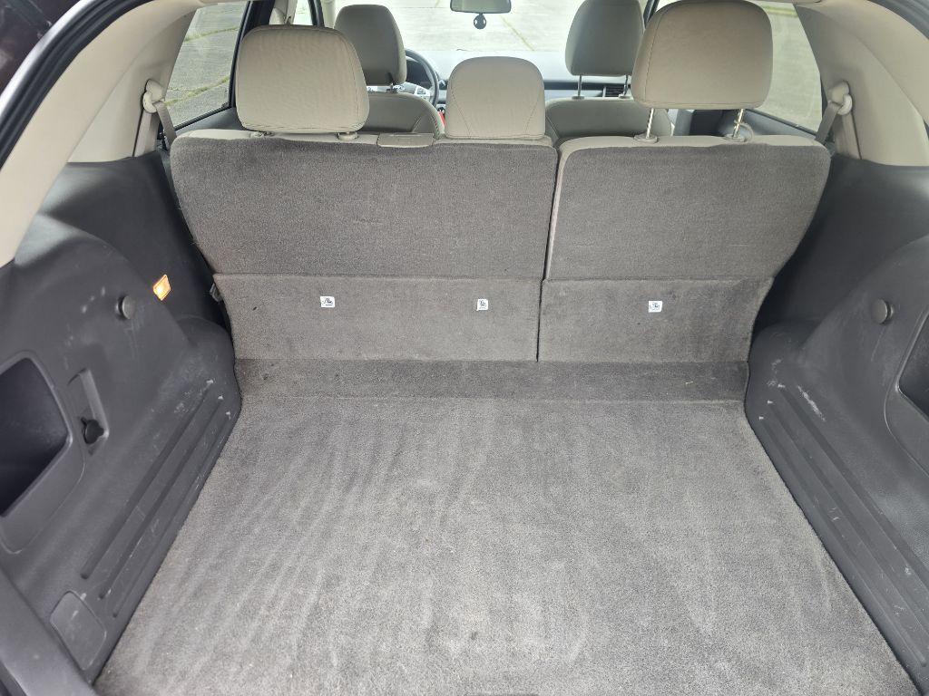 Photo 9 of this FORD EDGE