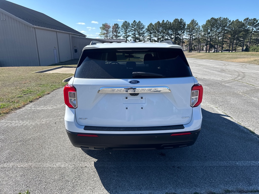 Photo 17 of this FORD EXPLORER
