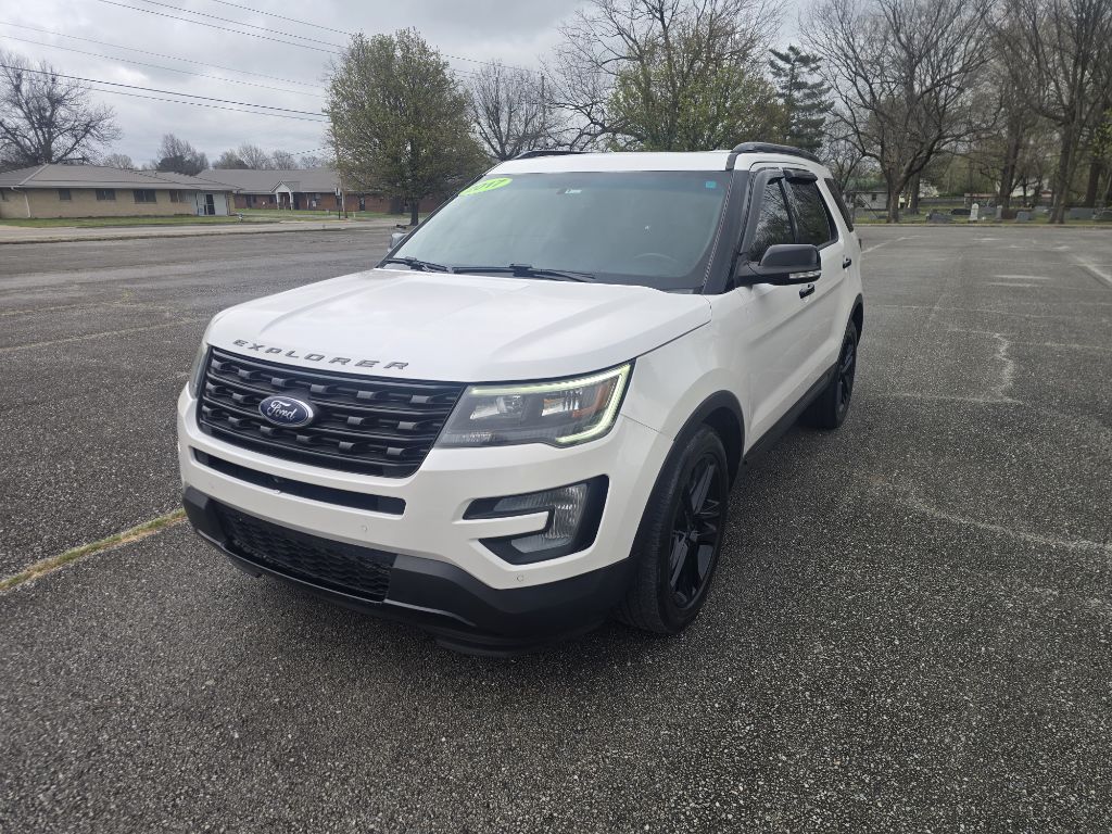 Photo 11 of this FORD EXPLORER