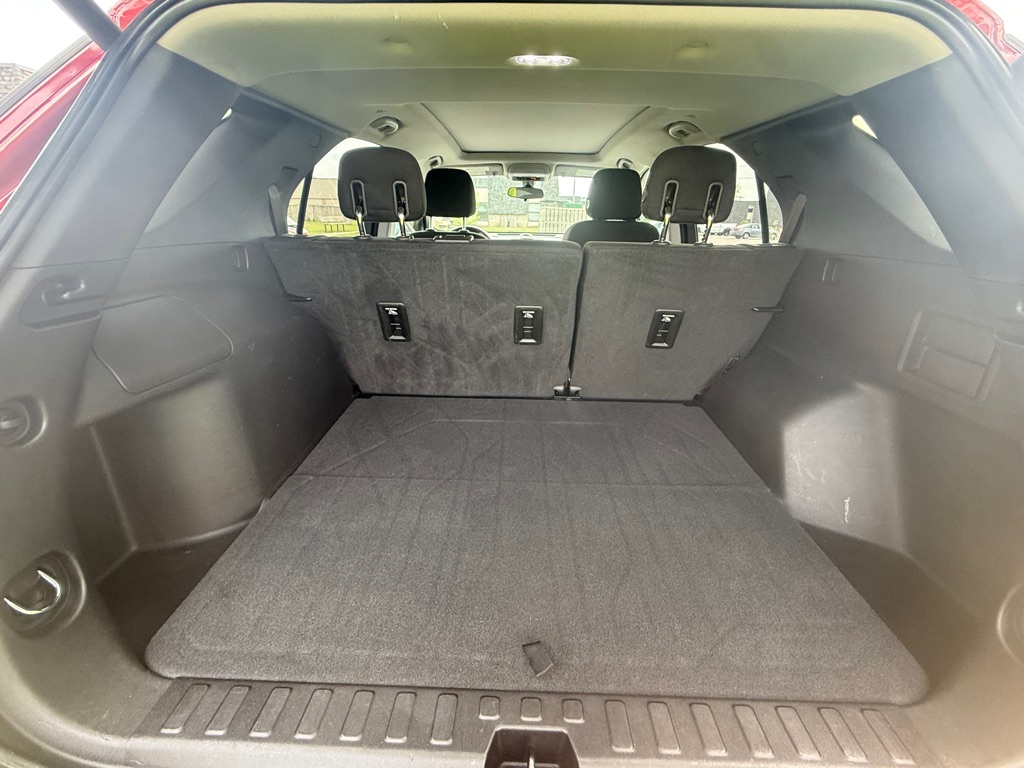Photo 7 of this CHEVROLET EQUINOX