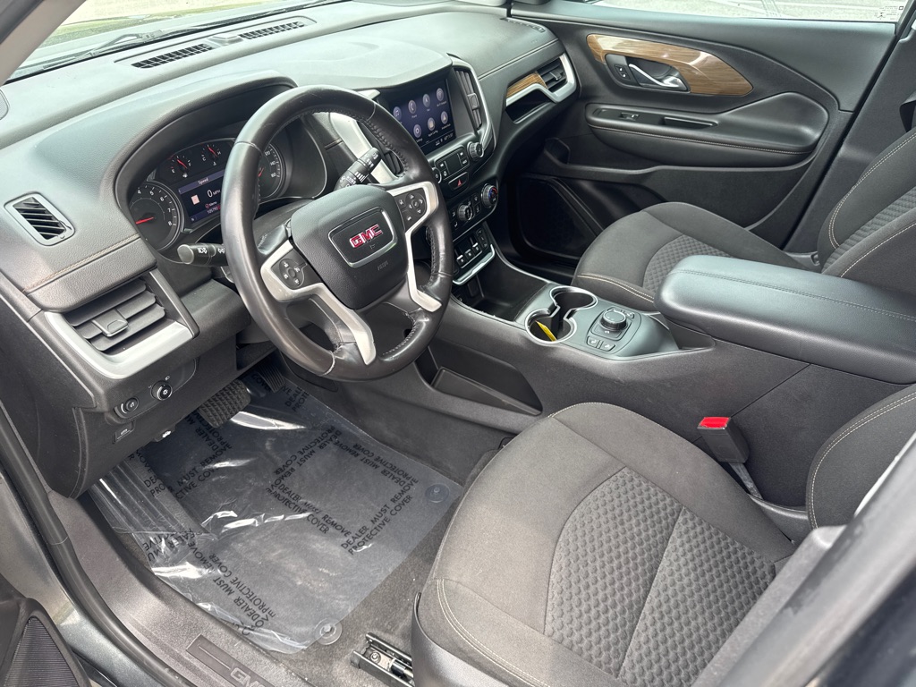 Photo 9 of this GMC TERRAIN