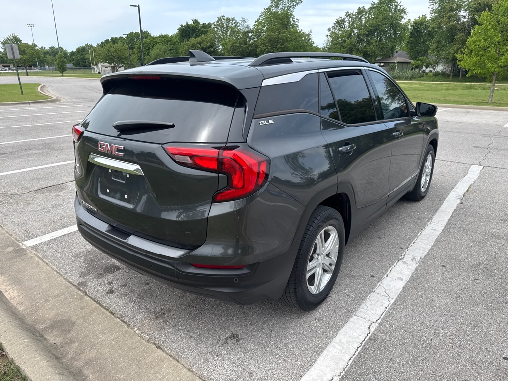 Photo 5 of this GMC TERRAIN