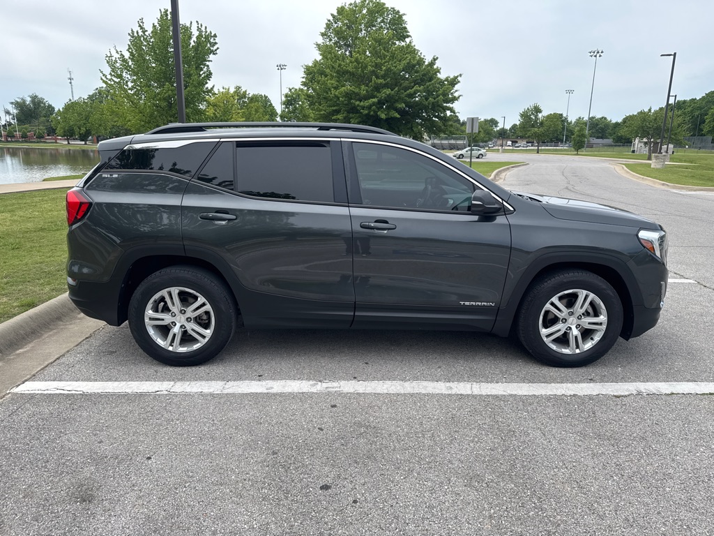 Photo 4 of this GMC TERRAIN