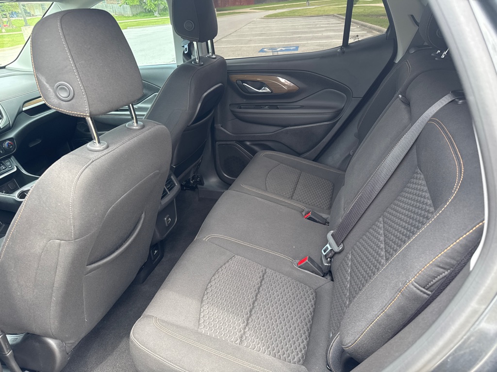 Photo 10 of this GMC TERRAIN