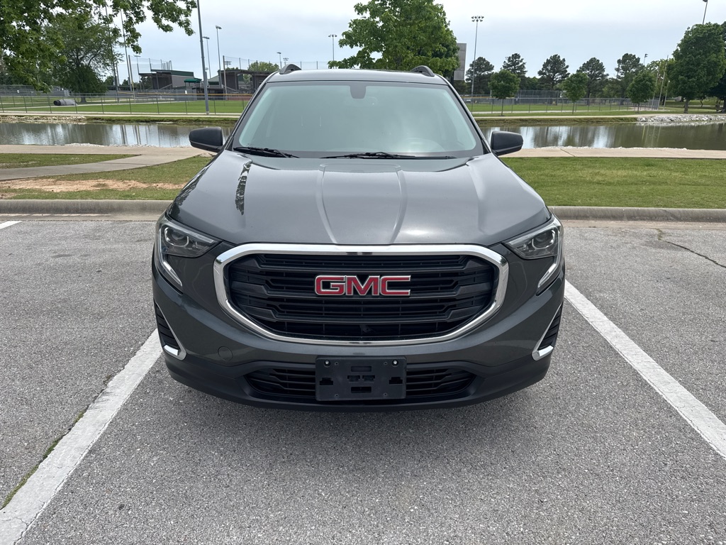 Photo 2 of this GMC TERRAIN