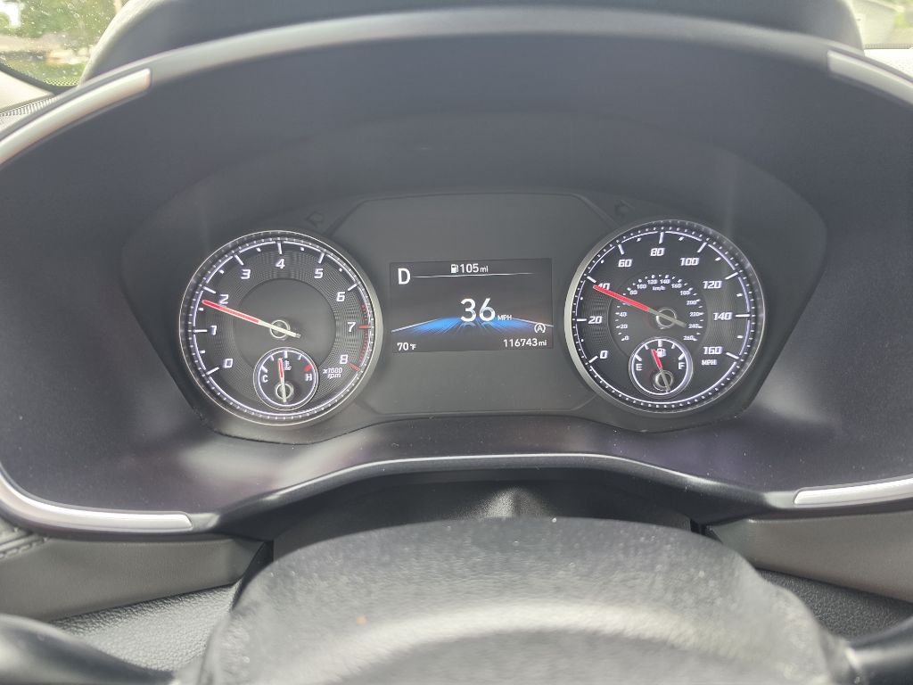 Photo 12 of this HYUNDAI SANTA FE