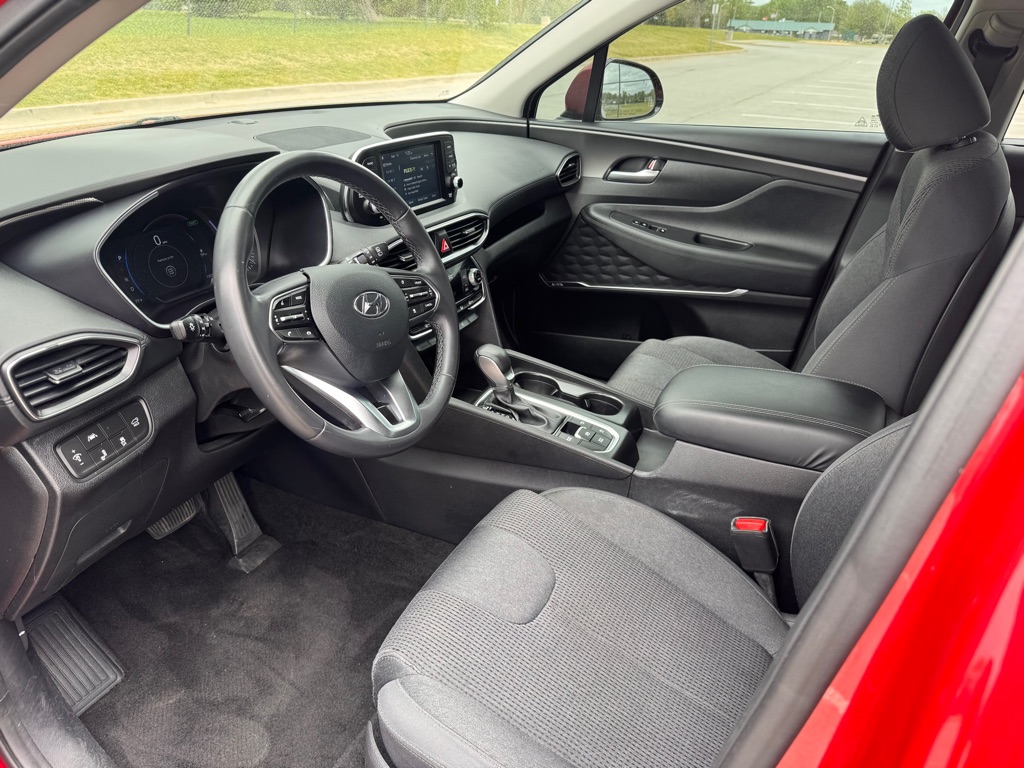 Photo 9 of this HYUNDAI SANTA FE
