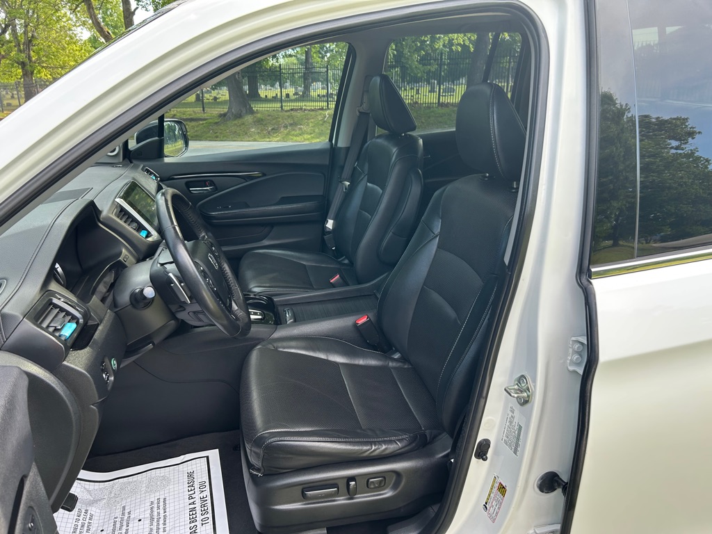 Photo 11 of this HONDA RIDGELINE