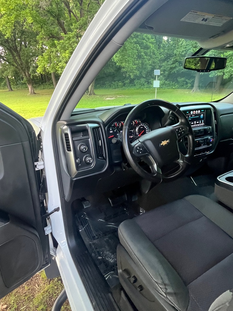 Photo 14 of this CHEVROLET SILVERADO 1500