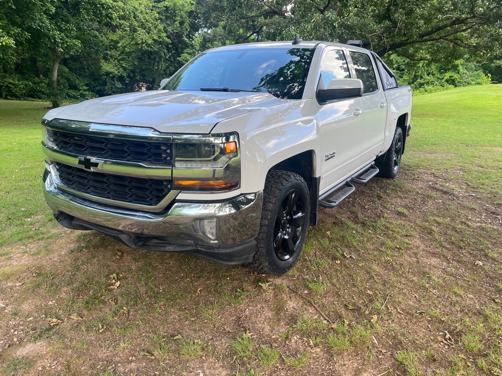 Photo 3 of this CHEVROLET SILVERADO 1500