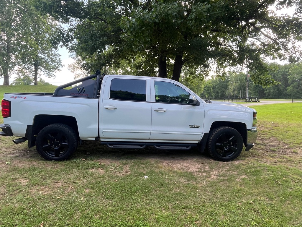 Photo 8 of this CHEVROLET SILVERADO 1500