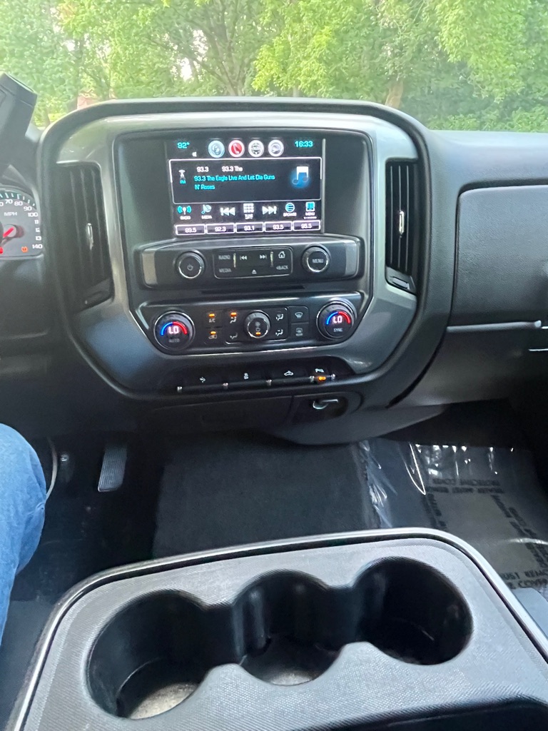 Photo 15 of this CHEVROLET SILVERADO 1500