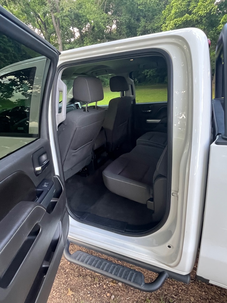 Photo 11 of this CHEVROLET SILVERADO 1500