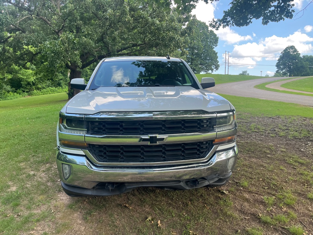 Photo 2 of this CHEVROLET SILVERADO 1500