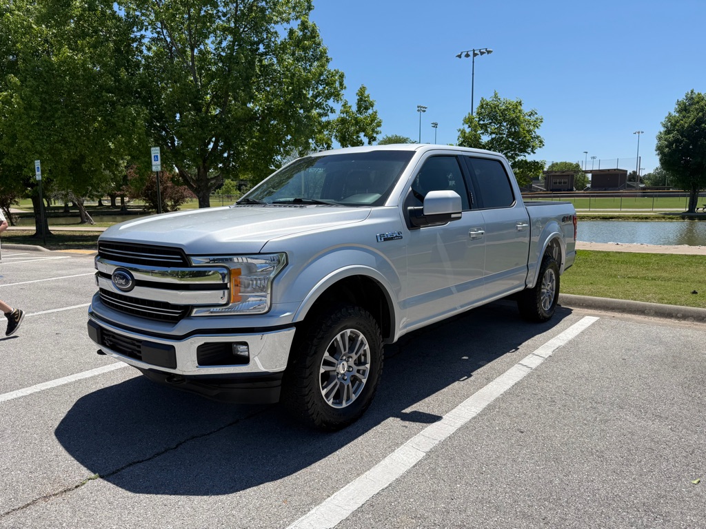 Photo 2 of this FORD F150