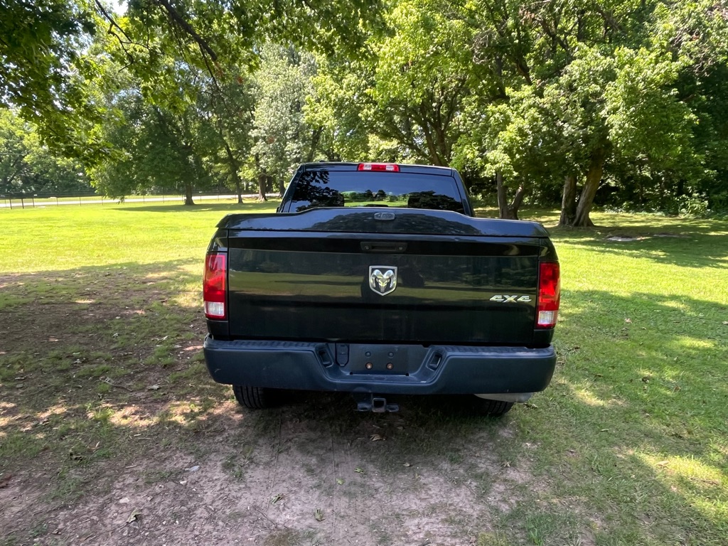 Photo 7 of this RAM 1500