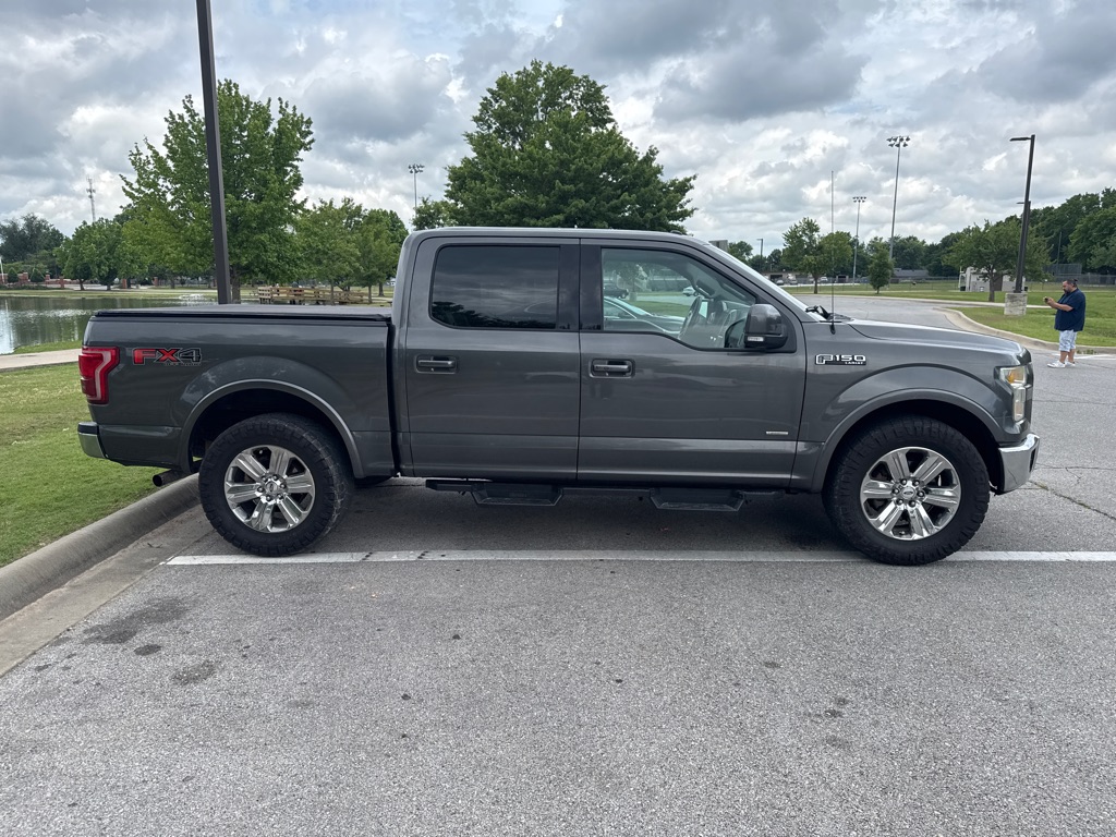 Photo 4 of this FORD F150