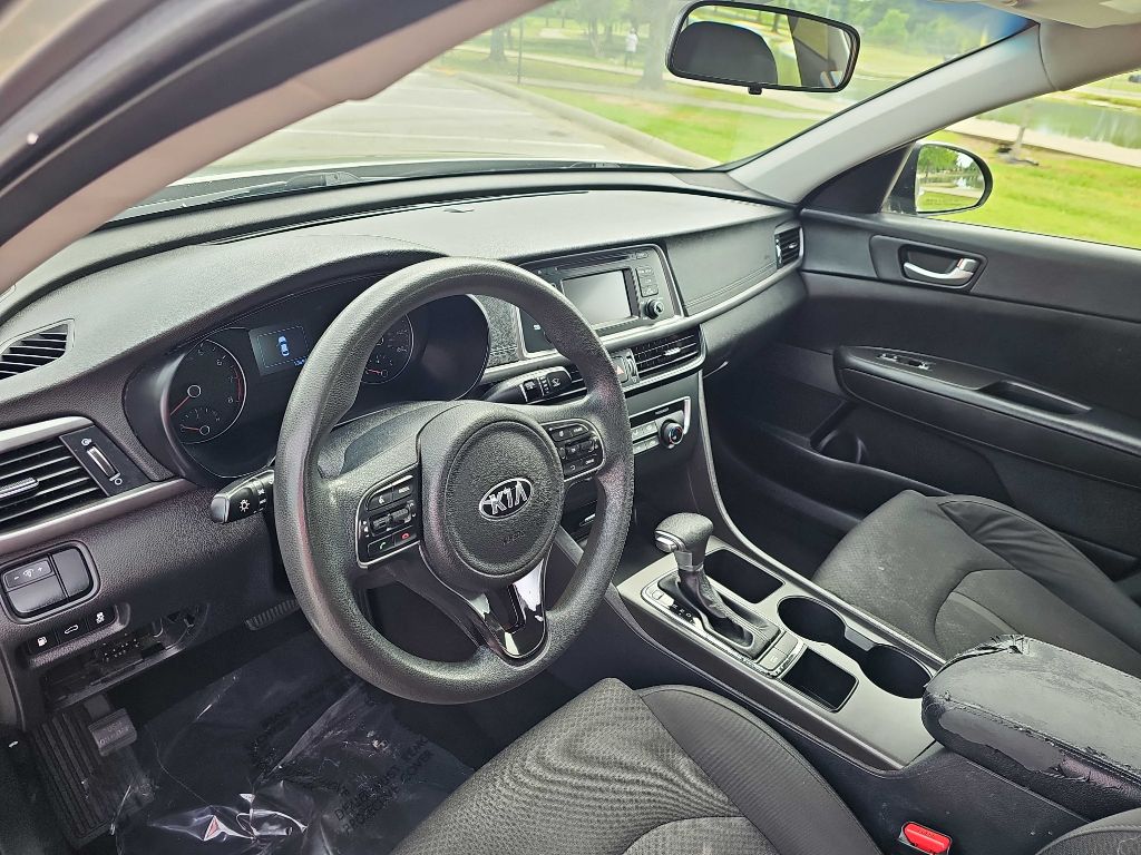 Photo 8 of this KIA OPTIMA