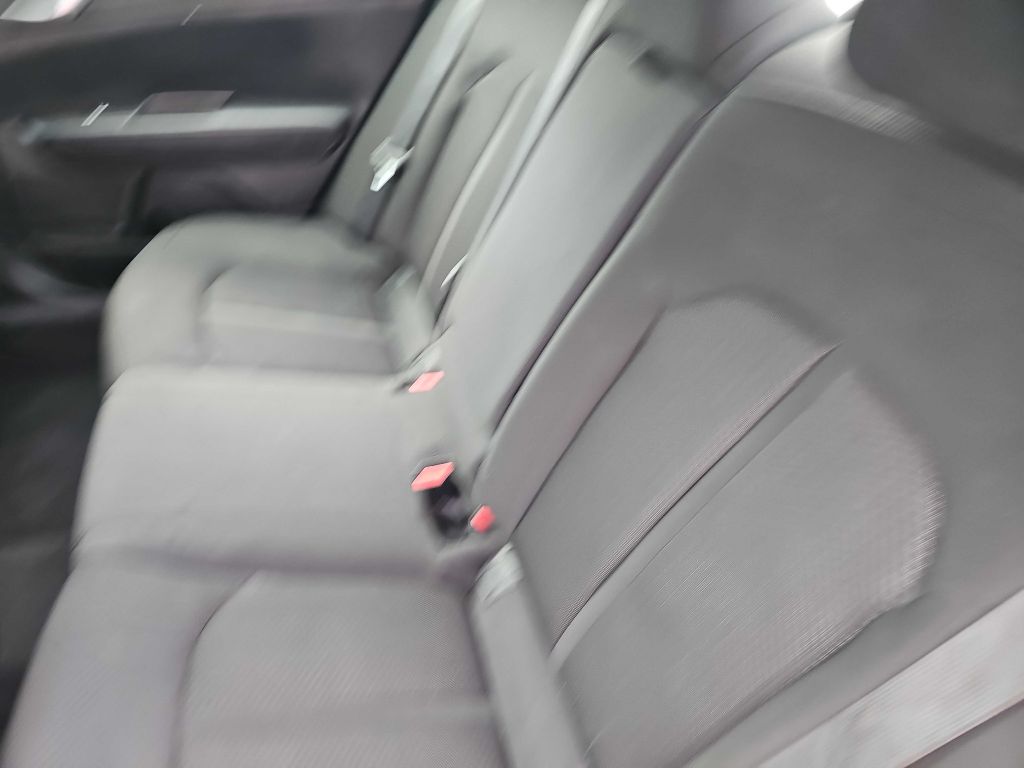 Photo 12 of this KIA OPTIMA