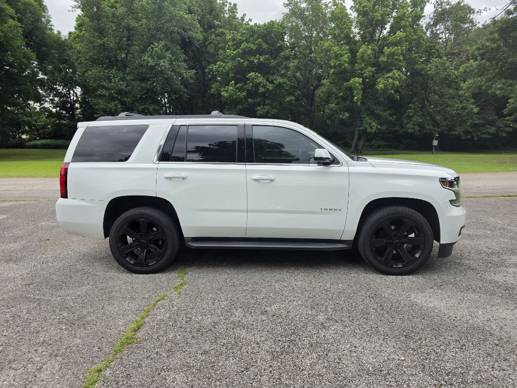 Photo 5 of this CHEVROLET TAHOE