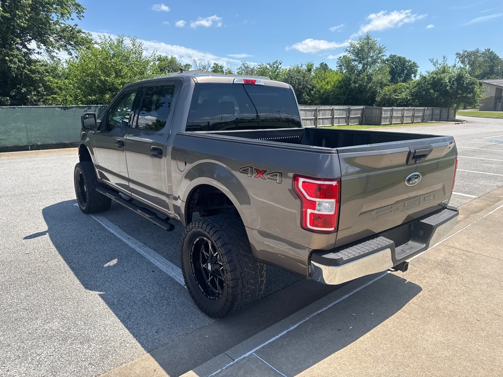 Photo 7 of this FORD F150