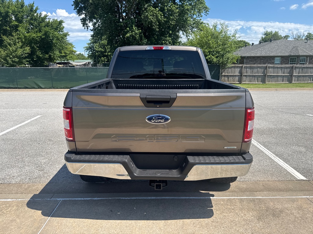 Photo 6 of this FORD F150