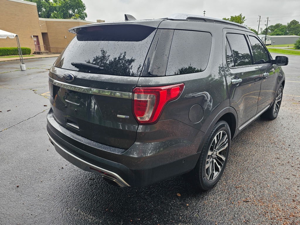 Photo 5 of this FORD EXPLORER
