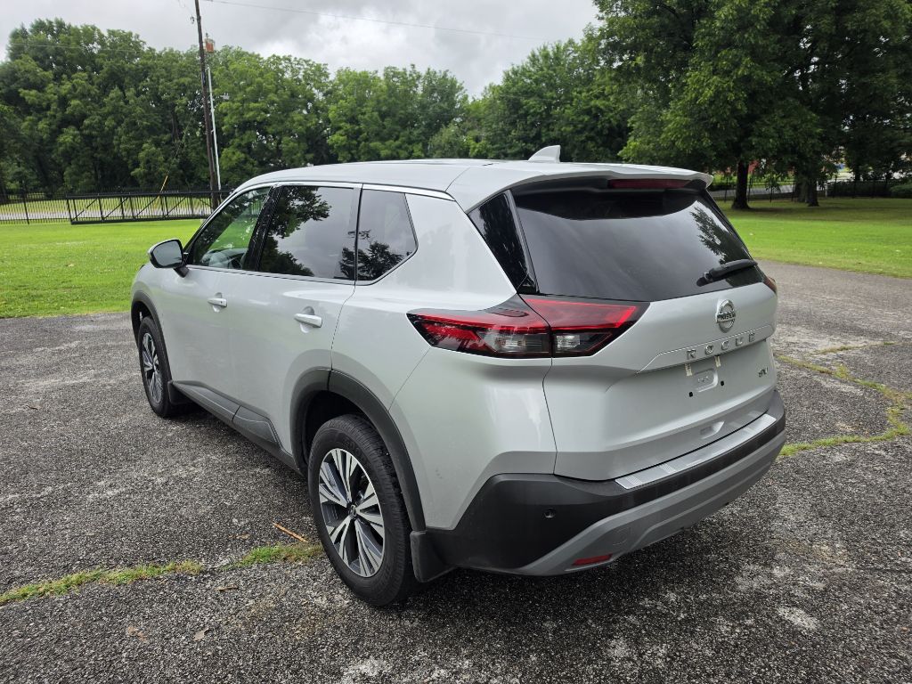 Photo 10 of this NISSAN ROGUE