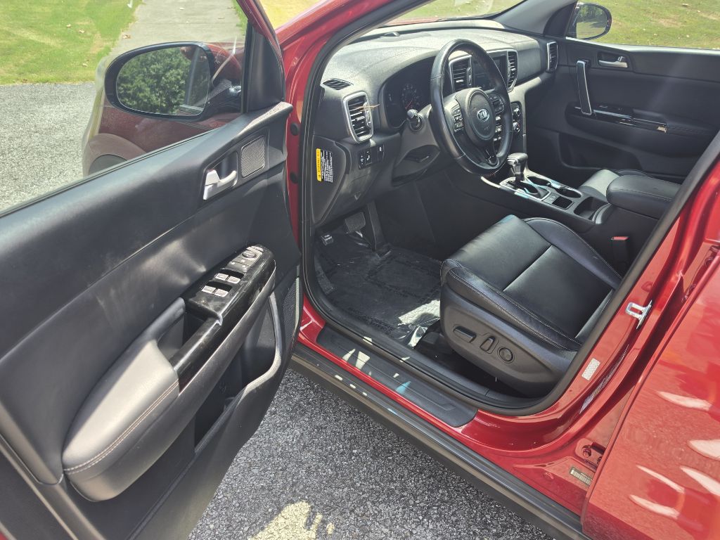 Photo 15 of this KIA SPORTAGE