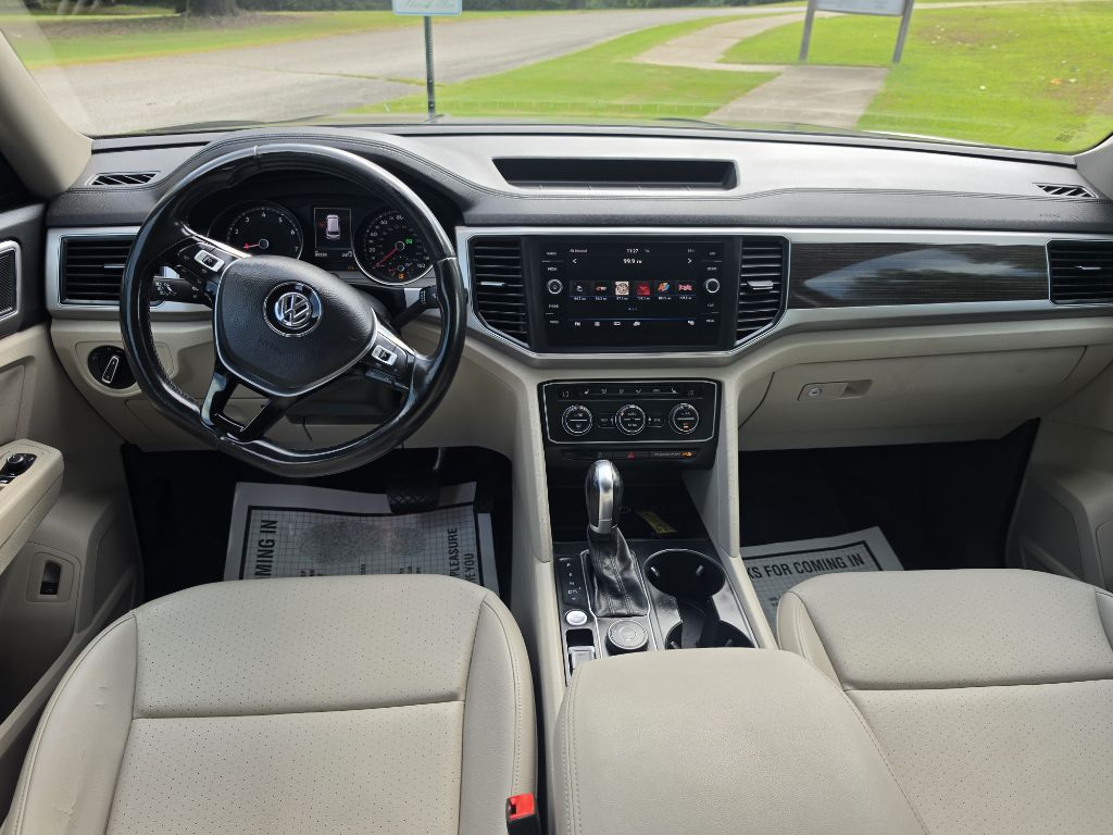 Photo 10 of this VOLKSWAGEN ATLAS