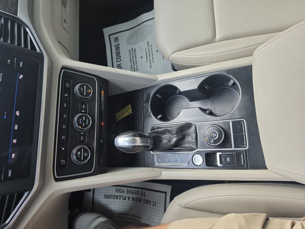 Photo 14 of this VOLKSWAGEN ATLAS