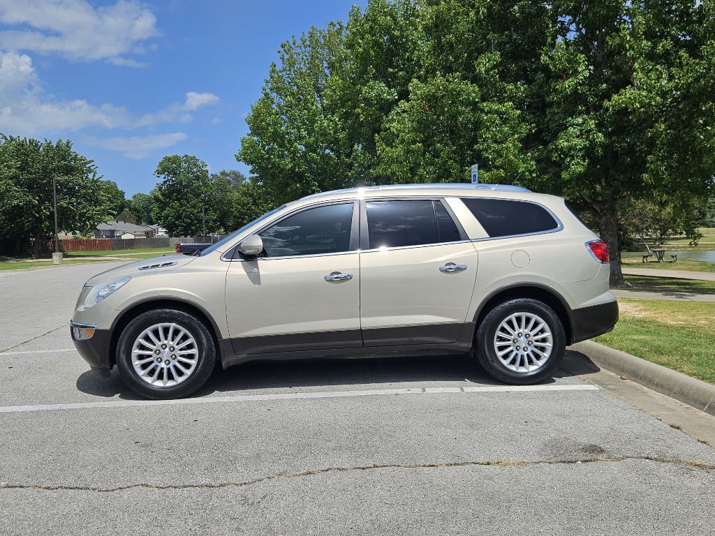 Photo 3 of this BUICK ENCLAVE