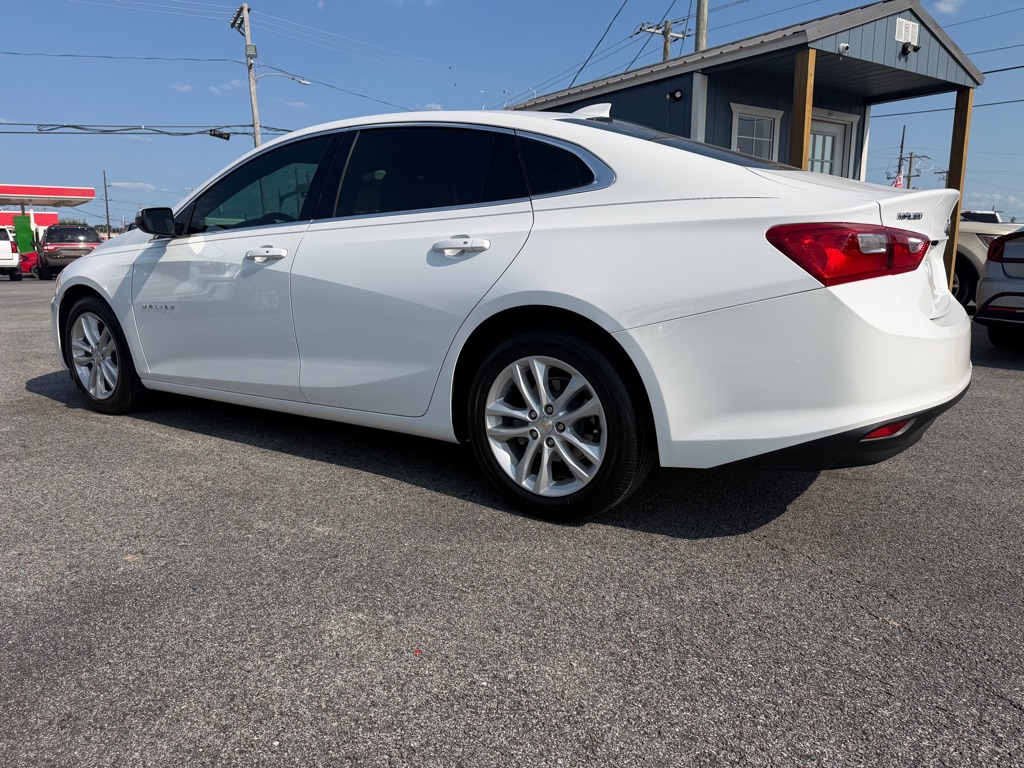 Photo 6 of this CHEVROLET MALIBU