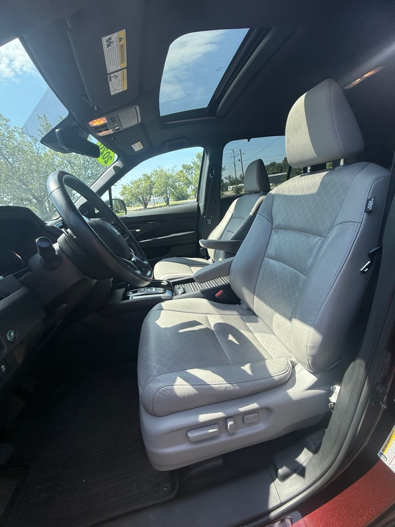 Photo 10 of this HONDA PASSPORT