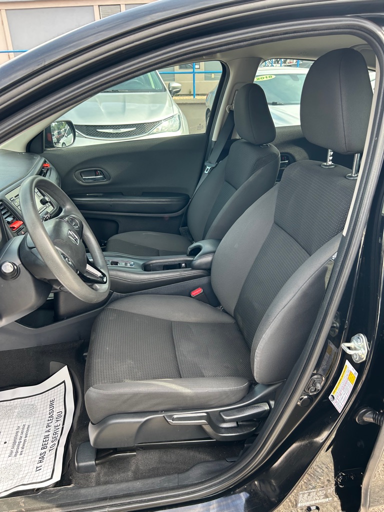 Photo 7 of this HONDA HR-V