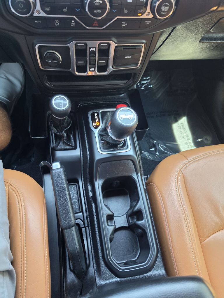 Photo 12 of this JEEP WRANGLER UNLIMI