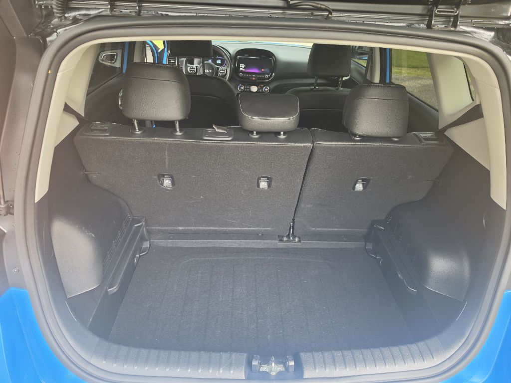 Photo 18 of this KIA SOUL