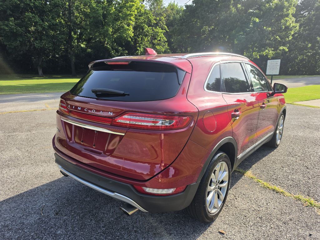 Photo 38 of this LINCOLN MKC