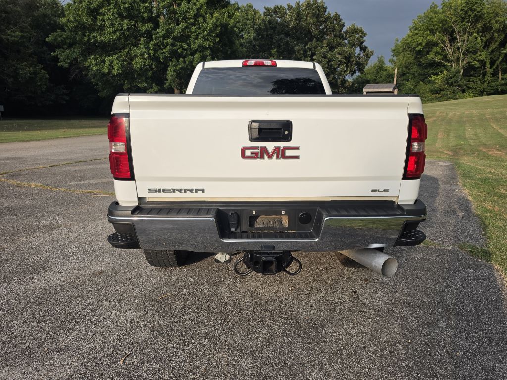 Photo 14 of this GMC SIERRA 2500