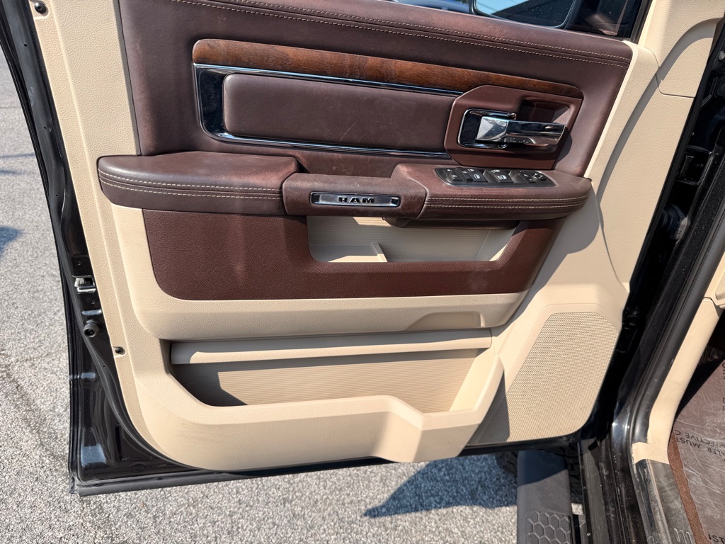 Photo 10 of this RAM 1500