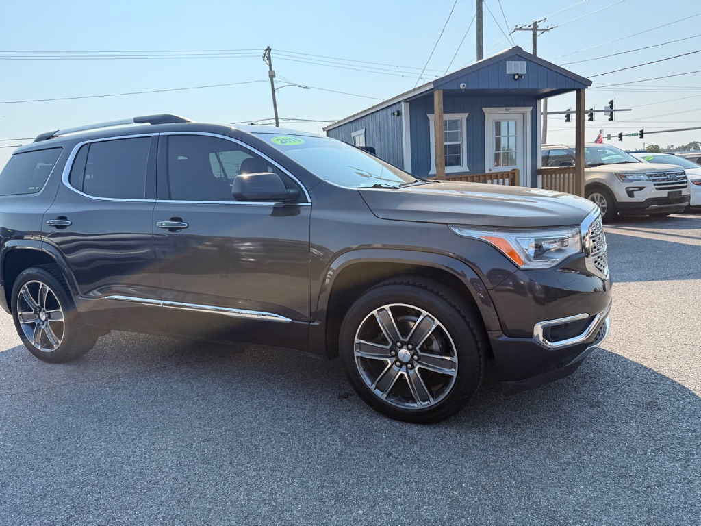 Photo 3 of this GMC ACADIA