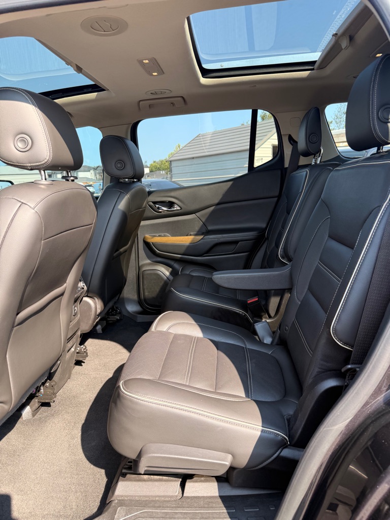 Photo 9 of this GMC ACADIA